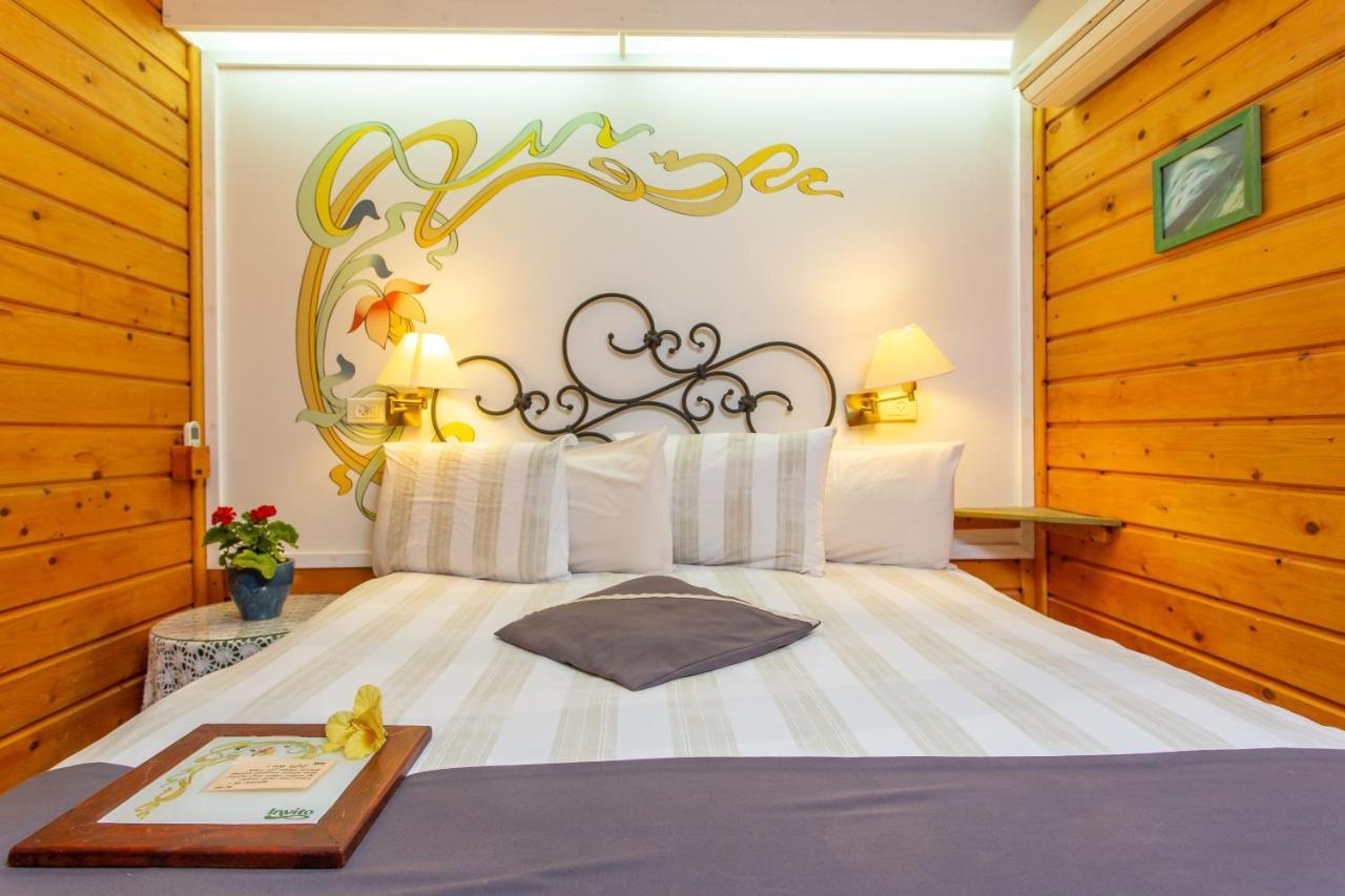 Invito Villa Rosh Pinna Exterior photo